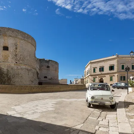 Готель La Casa Di Clarissa Отранто